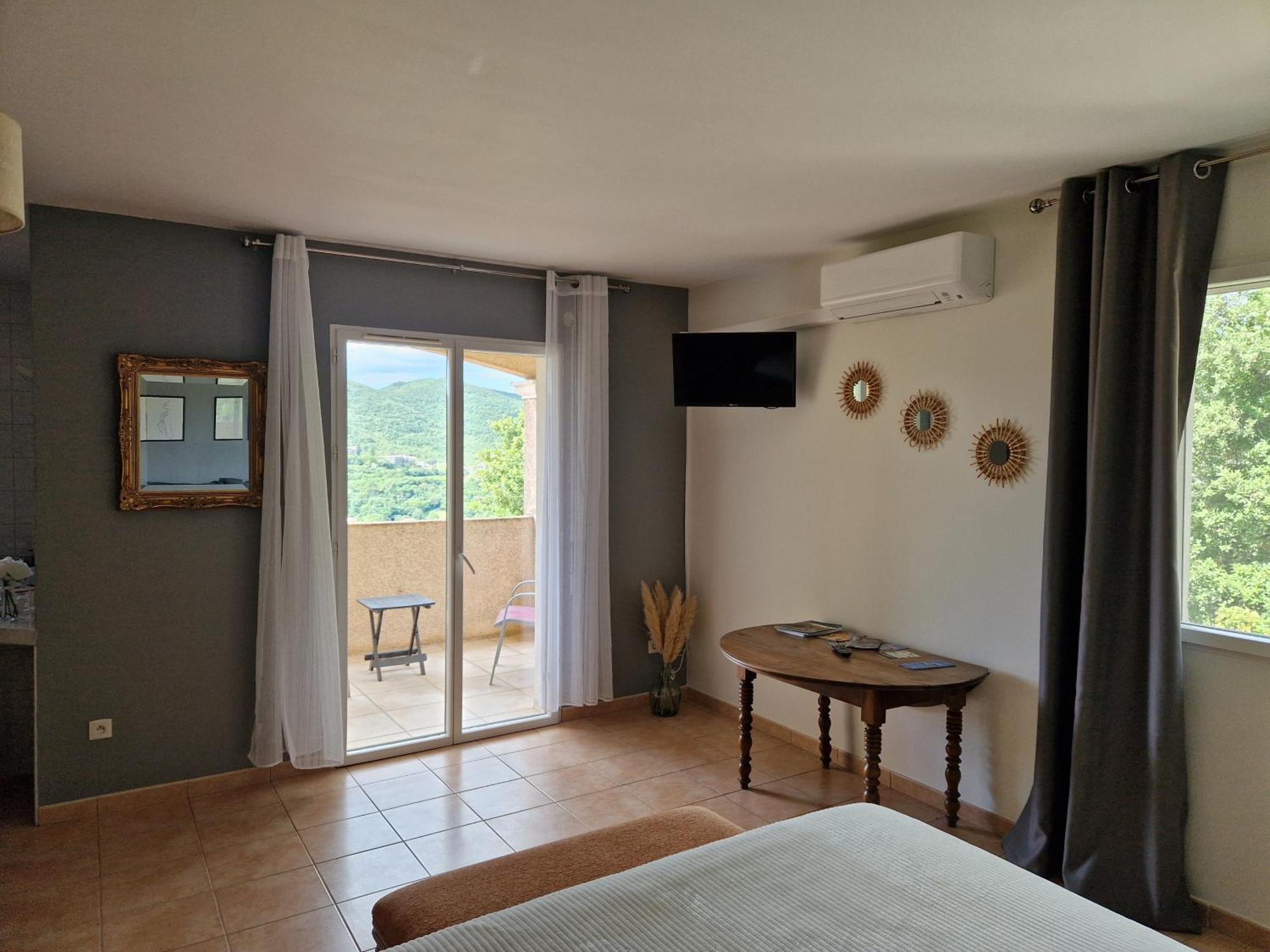 Les Restanques De Camelie Hotel Saint-Thomé Buitenkant foto